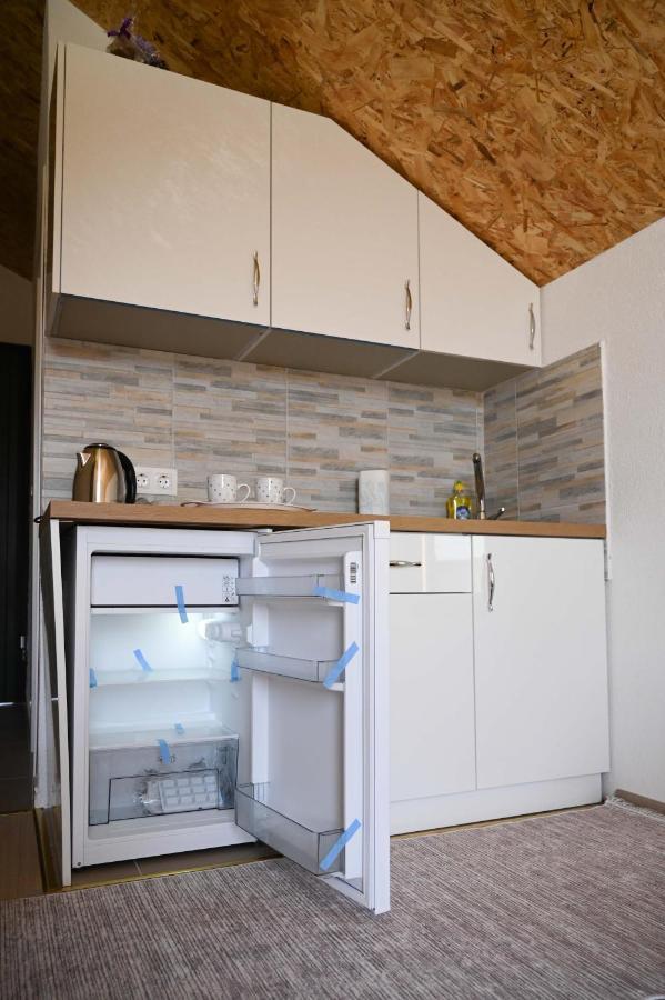 Elem Apartmani Skver ทูซลา ภายนอก รูปภาพ
